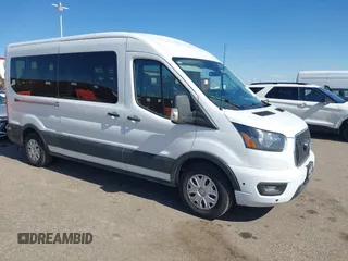 2024 Ford Transit Passenger XL with VIN 1FBAX2C8XRKA52531, listed as a IAAI auction lot 41788665 with 14,070 mi miles. Bid and sale history available at carsss.com. Image 1.