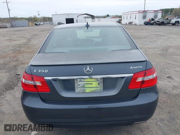 2013 Mercedes-Benz E 350 Luxury with VIN WDDHF8JB8DA765592, listed as a IAAI auction lot 42005392 with 82,994 mi miles and . Bid and sale history available at DreamBid. Image 16.