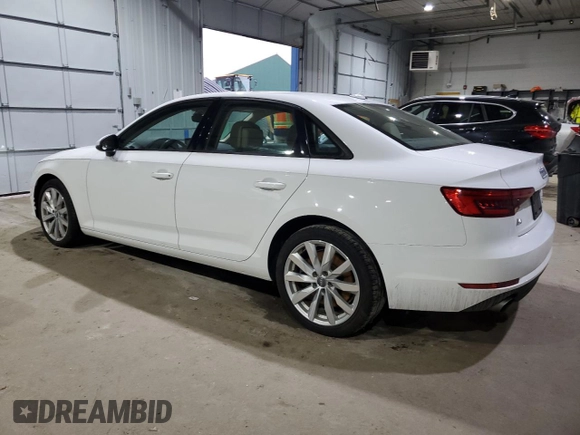 2017 Audi A4 Premium z VIN WAUANAF47HN037242, wystawiony jako Copart lot #85816404 z przebiegiem 84 567 mil mil oraz Szkoda całkowita • Salvage title. Historia ofert i sprzedaży dostępna na DreamBid. Obrazek 2.