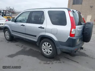 2006 Honda CR-V EX with VIN JHLRD68886C017390, listed as a IAAI auction lot 41458626 with 209,177 mi miles. Bid and sale history available at carsss.com. Image 3.