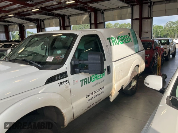 2011 Ford F-350 XL z VIN 1FTBF3A68BEC07804, wystawiony jako IAAI lot #42585854 z przebiegiem 199 734 mil mil oraz . Historia ofert i sprzedaży dostępna na DreamBid. Obrazek 13.