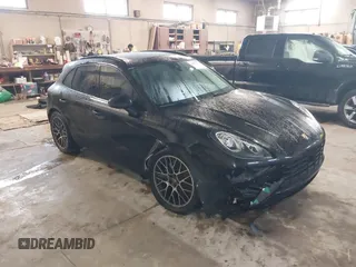 2018 Porsche Macan with VIN WP1AA2A55JLB03680, listed as a IAAI auction lot 41651251 with 150,329 mi miles. Bid and sale history available at carsss.com. Image 1.