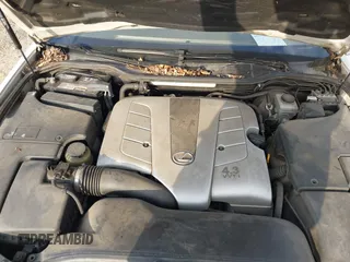 2005 Lexus LS 430 with VIN JTHBN36FX55011393, listed as a IAAI auction lot 41883790 with 186,981 mi miles. Bid and sale history available at carsss.com. Image 10.