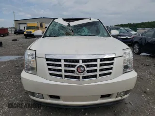 2007 Cadillac Escalade z VIN 1GYFK63827R362694, wystawiony jako Copart lot #57703335 z przebiegiem 163 042 mil mil oraz Szkoda całkowita • Salvage title. Historia ofert i sprzedaży dostępna na DreamBid. Obrazek 5.