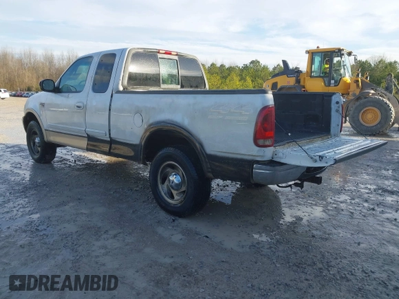2000 Ford F-150 with VIN 2FTRX18W1YCA08159, listed as a IAAI auction lot 41473856 with 265,546 mi miles and . Bid and sale history available at DreamBid. Image 3.
