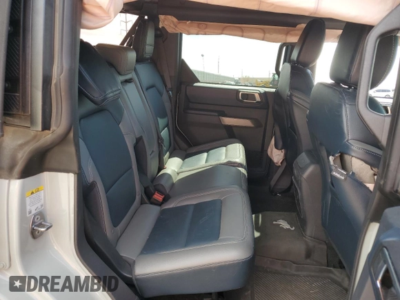 2023 Ford Bronco с VIN 1FMEE5BP2PLB81217, выставлен на аукционе Copart как лот 50235305 с пробегом 16 343 миль миль и Списание • Salvage title. История ставок и продаж доступна на DreamBid. Изображение 11.