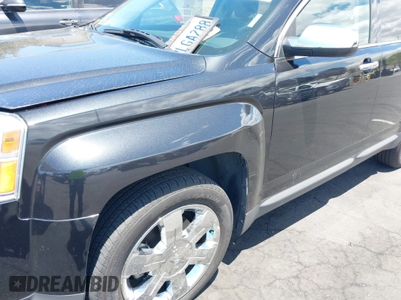 2011 GMC Terrain SLT-2 z VIN 2CTFLXE56B6359916, wystawiony jako IAAI lot #42255274 z przebiegiem 198 631 mil mil oraz . Historia ofert i sprzedaży dostępna na DreamBid. Obrazek 6.