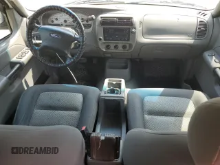 2005 Ford Explorer Sport Trac XLS with VIN 1FMZU67K15UA00686, listed as a Copart auction lot 57952265 with 290,087 mi miles and Clean title. Bid and sale history available at DreamBid. Image 8.