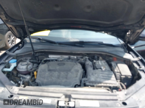 2021 Volkswagen Tiguan SE z VIN 3VV3B7AX0MM047478, wystawiony jako IAAI lot #42144239 z przebiegiem 55 468 mil mil oraz . Historia ofert i sprzedaży dostępna na DreamBid. Obrazek 10.