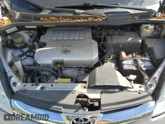 2008 Toyota Sienna XLE with VIN 5TDZK22C18S183213, listed as a Copart auction lot 72261304 with 121,064 mi miles and Clean Title. Bid and sale history available at carsss.com. Image 12.