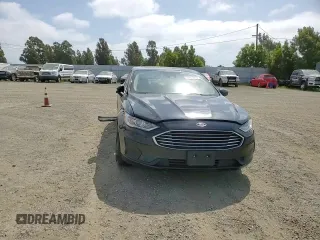 2020 Ford Fusion SE with VIN 3FA6P0LU2LR127623, listed as a Copart auction lot 55437075 with 92,450 mi miles and Salvage title. Bid and sale history available at DreamBid. Image 13.