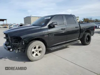 2018 Ram 1500 Sport z VIN 1C6RR7MT5JS250163, wystawiony jako Copart lot #84056294 z przebiegiem 132 254 mil mil oraz Szkoda całkowita • Salvage title. Historia ofert i sprzedaży dostępna na DreamBid. Obrazek 1.