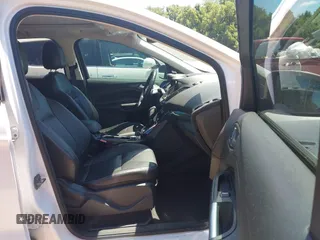 2013 Ford Escape Titanium with VIN 1FMCU9J94DUD32777, listed as a IAAI auction lot 42683798 with 197,857 mi miles and . Bid and sale history available at DreamBid. Image 5.