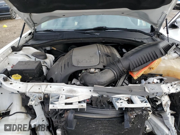 2015 Chrysler 300 C with VIN 2C3CCAET3FH922283, listed as a Copart auction lot 43240615 with 46,329 mi miles and Salvage Title. Bid and sale history available at DreamBid. Image 12.