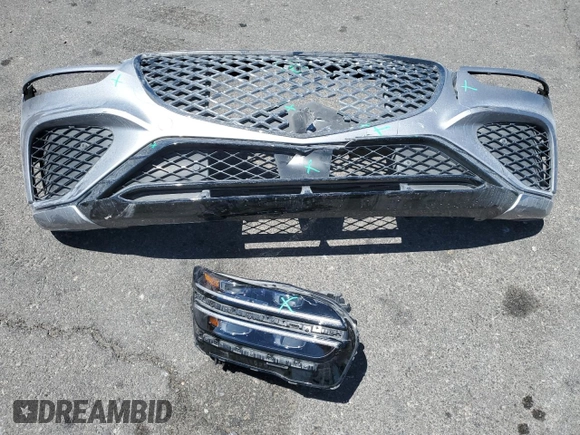 2023 Genesis GV70 2.5T with VIN KMUMADTB6PU096459, listed as a Copart auction lot 60824135 with 29,743 mi miles and Salvage title. Bid and sale history available at DreamBid. Image 13.