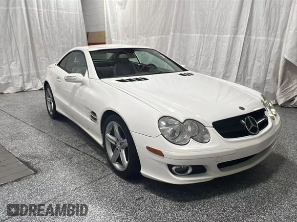 2007 Mercedes-Benz SL 550 with VIN WDBSK71FX7F129349, listed as a Copart auction lot 60161885 with 108,178 mi miles and Clean title. Bid and sale history available at DreamBid. Image 1.