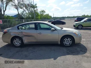 2010 Nissan Altima SL z VIN 1N4AL2AP3AN528824, wystawiony jako IAAI lot #42290404 z przebiegiem 115 014 mil mil oraz . Historia ofert i sprzedaży dostępna na DreamBid. Obrazek 14.