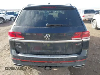 2022 Volkswagen Atlas 3.6L V6 SE w/Technology with VIN 1V2HR2CA3NC545557, listed as a IAAI auction lot 41686679 with 46,641 mi miles. Bid and sale history available at carsss.com. Image 16.