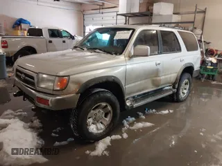 1998 Toyota 4Runner SR5 with VIN JT3HN86R1W0183463, listed as a IAAI auction lot 41515690 with 299,355 mi miles and . Bid and sale history available at DreamBid. Image 17.