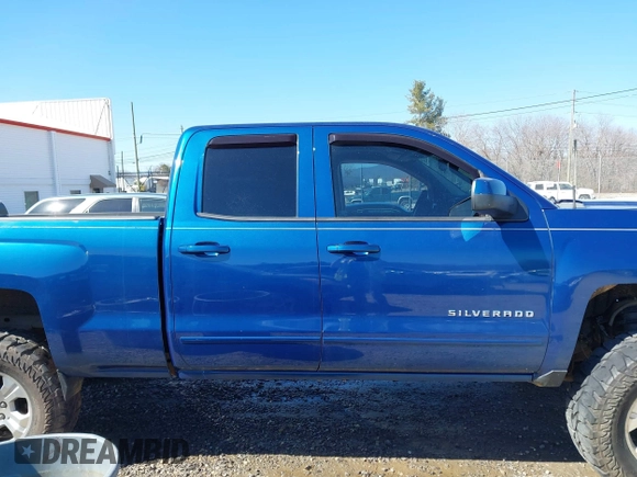 2015 Chevrolet Silverado 1500 LT with VIN 1GCRCREC1FZ308160, listed as a IAAI auction lot 41650625 with 174,936 mi miles. Bid and sale history available at carsss.com. Image 13.