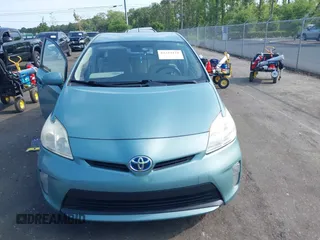 2014 Toyota Prius Four with VIN JTDKN3DUXE1852835, listed as a IAAI auction lot 42234128 with 189,512 mi miles and . Bid and sale history available at DreamBid. Image 12.