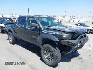 2008 Toyota Tacoma PreRunner z VIN 3TMJU62NX8M070067, wystawiony jako IAAI lot #42315725 z przebiegiem 184 300 mil mil oraz . Historia ofert i sprzedaży dostępna na DreamBid. Obrazek 1.