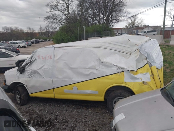 2019 GMC Savana Cargo with VIN 1GTW7AFG3K1290845, listed as a IAAI auction lot 41761301 with 175,969 mi miles. Bid and sale history available at carsss.com. Image 14.