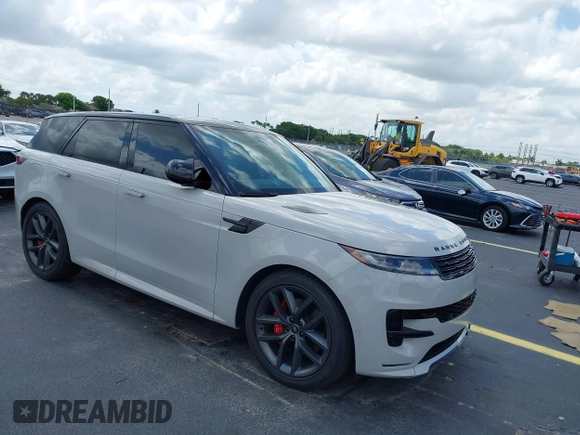 2024 Land Rover Range Rover Sport Dynamic SE z VIN SAL1L9FU7RA180295, wystawiony jako IAAI lot #42350067 z przebiegiem 10 776 mil mil oraz . Historia ofert i sprzedaży dostępna na DreamBid. Obrazek 1.