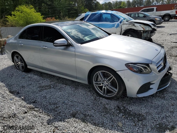 2017 Mercedes-Benz E-Class E 300 Luxury with VIN WDDZF4JB2HA192563, listed as a Copart auction lot 52733165 with 115,061 mi miles and Clean Title. Bid and sale history available at carsss.com. Image 4.