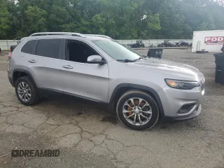2019 Jeep Cherokee Latitude Plus with VIN 1C4PJLLB4KD332898, listed as a Copart auction lot 55090475 with 93,558 mi miles and Salvage title. Bid and sale history available at DreamBid. Image 4.