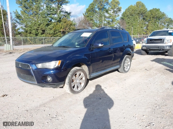 2011 Mitsubishi Outlander SE with VIN JA4AS3AW9BU017176, listed as a IAAI auction lot 41225424 with 188,497 mi miles. Bid and sale history available at carsss.com. Image 2.