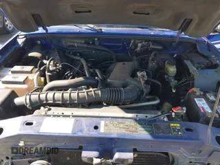 2004 Ford Ranger XL with VIN 1FTYR10U54PA93287, listed as a IAAI auction lot 41284286 with 176,725 mi miles and . Bid and sale history available at carsss.com. Image 10.