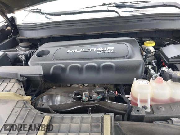 2019 Jeep Cherokee Latitude Plus with VIN 1C4PJLLB1KD172060, listed as a IAAI auction lot 42446369 with 91,222 mi miles and . Bid and sale history available at DreamBid. Image 10.