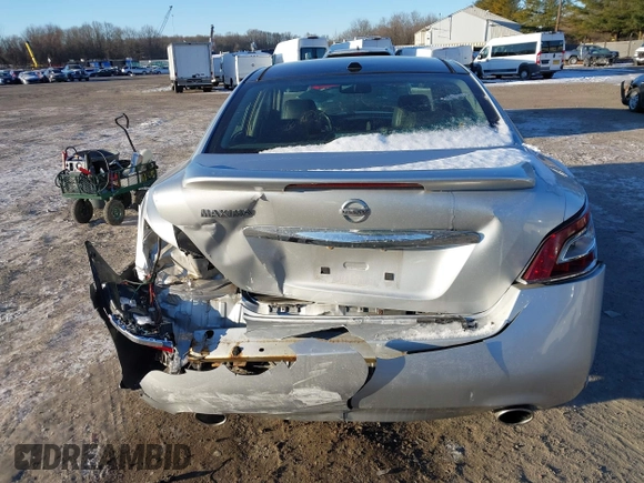 2014 Nissan Maxima SV z VIN 1N4AA5AP7EC442330, wystawiony jako IAAI lot #41288761 z przebiegiem 107 476 mil mil oraz . Historia ofert i sprzedaży dostępna na DreamBid. Obrazek 16.