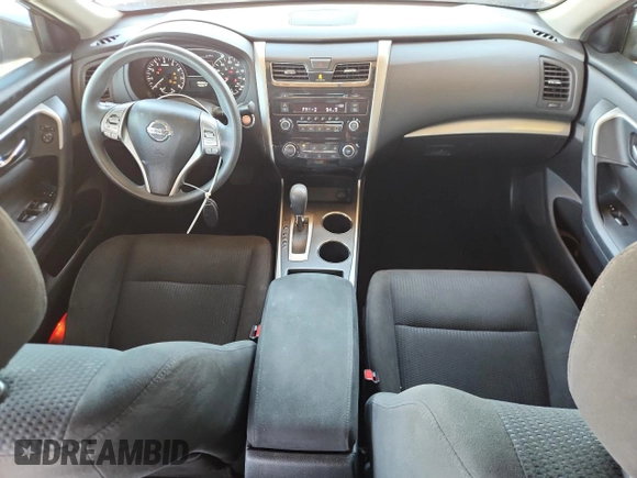 2015 Nissan Altima SV z VIN 1N4AL3AP1FC238509, wystawiony jako Copart lot #59595785 z przebiegiem 136 063 mil mil oraz Czysty tytuł • Clean title. Historia ofert i sprzedaży dostępna na DreamBid. Obrazek 8.