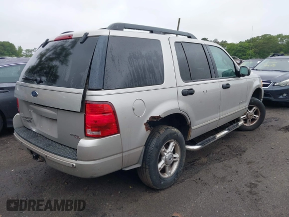 2005 Ford Explorer XLT с VIN 1FMZU63E95UA19907, выставлен на аукционе IAAI как лот 42456885 с пробегом 138 853 миль миль и . История ставок и продаж доступна на DreamBid. Изображение 4.
