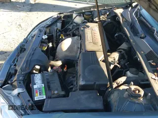 2004 Toyota Camry LE z VIN 4T1BE32K04U332508, wystawiony jako IAAI lot #43380370 z przebiegiem 227 936 mil mil oraz . Historia ofert i sprzedaży dostępna na DreamBid. Obrazek 19.