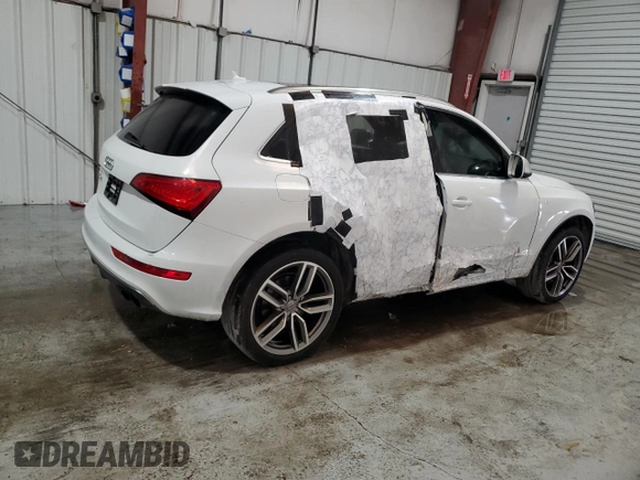 2014 Audi SQ5 Premium Plus with VIN WA1CGAFP7EA042745, listed as a Copart auction lot 61257305 with 155,497 mi miles and Clean title. Bid and sale history available at DreamBid. Image 3.