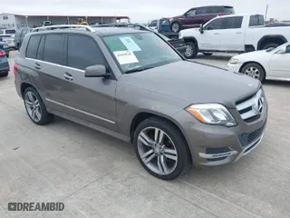 2014 Mercedes-Benz GLK-Class GLK 350 with VIN WDCGG5HB0EG240879, listed as a IAAI auction lot 41618747 with 106,511 mi miles. Bid and sale history available at carsss.com. Image 1.