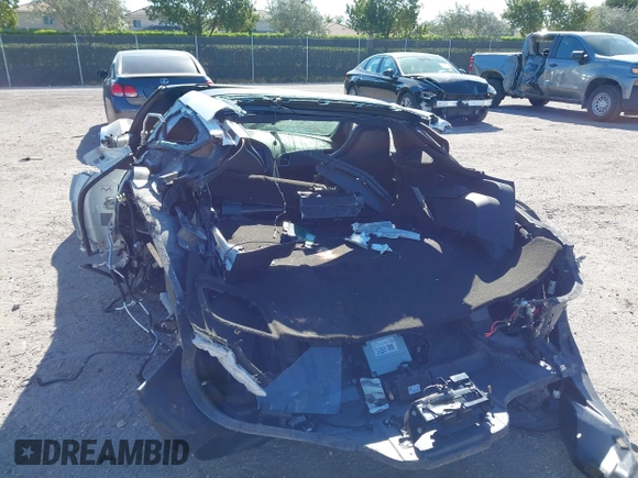 2017 Chevrolet Corvette Z06 2LZ z VIN 1G1YS2D60H5603089, wystawiony jako IAAI lot #42449220 z przebiegiem Nie podano mil oraz . Historia ofert i sprzedaży dostępna na DreamBid. Obrazek 6.