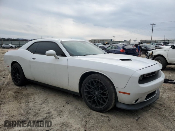 2017 Dodge Challenger R/T Shaker z VIN 2C3CDZBT5HH555180, wystawiony jako Copart lot #45551735 z przebiegiem 92 351 mil mil oraz Szkoda całkowita • Salvage title. Historia ofert i sprzedaży dostępna na DreamBid. Obrazek 4.