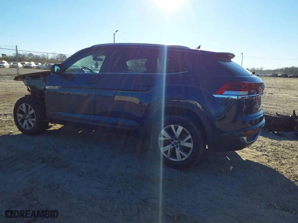 2020 Volkswagen Atlas Cross Sport 2.0T S with VIN 1V2AC2CA0LC201474, listed as a IAAI auction lot 41622355 with 73,084 mi miles. Bid and sale history available at carsss.com. Image 3.