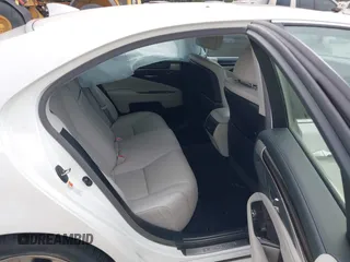 2015 Lexus LS with VIN JTHBL5EF3F5136885, listed as a IAAI auction lot 41611555 with 20,190 mi miles. Bid and sale history available at carsss.com. Image 8.