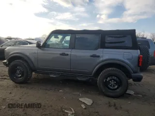 2021 Ford Bronco with VIN 1FMEE5BP4MLB07924, listed as a Copart auction lot 44252445 with 9,645 mi miles and Salvage title. Bid and sale history available at DreamBid. Image 2.