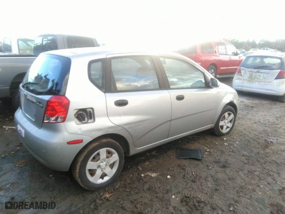 2005 Chevrolet Aveo LS with VIN KL1TD62605B402576, listed as a IAAI auction lot 41141586 with NaN miles. Bid and sale history available at carsss.com. Image 4.