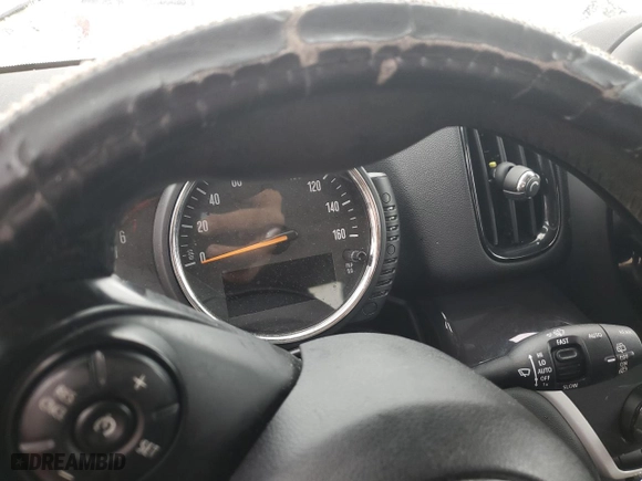 2017 MINI Countryman Cooper S with VIN WMZYT3C34H3D98649, listed as a Copart auction lot 74976664 with 0 mi miles and Salvage Title. Bid and sale history available at carsss.com. Image 9.