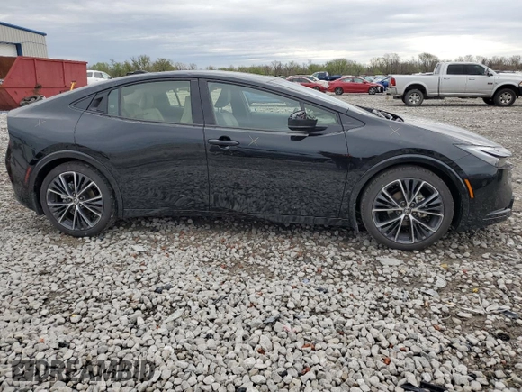 2024 Toyota Prius LE z VIN JTDACAAU3R3038322, wystawiony jako Copart lot #51369275 z przebiegiem 5 292 mil mil oraz Szkoda całkowita • Salvage title. Historia ofert i sprzedaży dostępna na DreamBid. Obrazek 4.