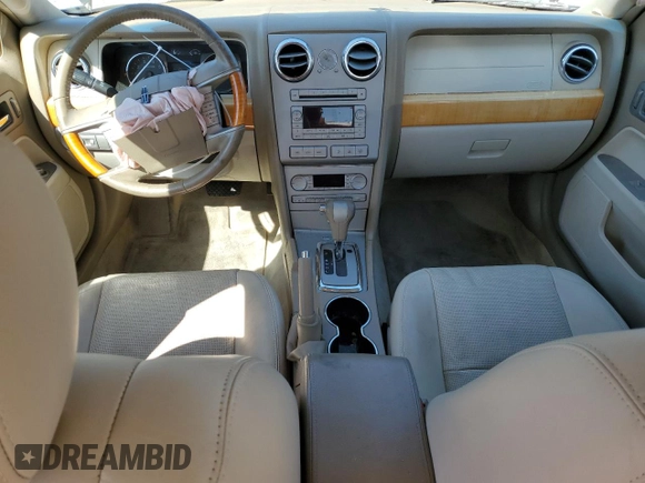 2008 Lincoln MKZ z VIN 3LNHM26T48R634178, wystawiony jako Copart lot #57401265 z przebiegiem 33 836 mil mil oraz Szkoda całkowita • Salvage title. Historia ofert i sprzedaży dostępna na DreamBid. Obrazek 8.