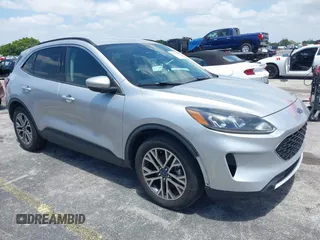 2020 Ford Escape SEL with VIN 1FMCU0H66LUA81380, listed as a IAAI auction lot 42160088 with 140,902 mi miles and . Bid and sale history available at carsss.com. Image 1.