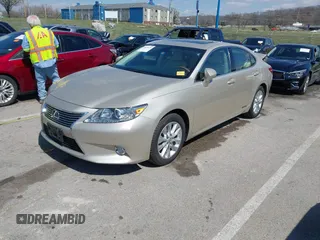 2013 Lexus ES 300h Hybrid with VIN JTHBW1GG6D2011464, listed as a IAAI auction lot 41838434 with 150,747 mi miles. Bid and sale history available at carsss.com. Image 2.